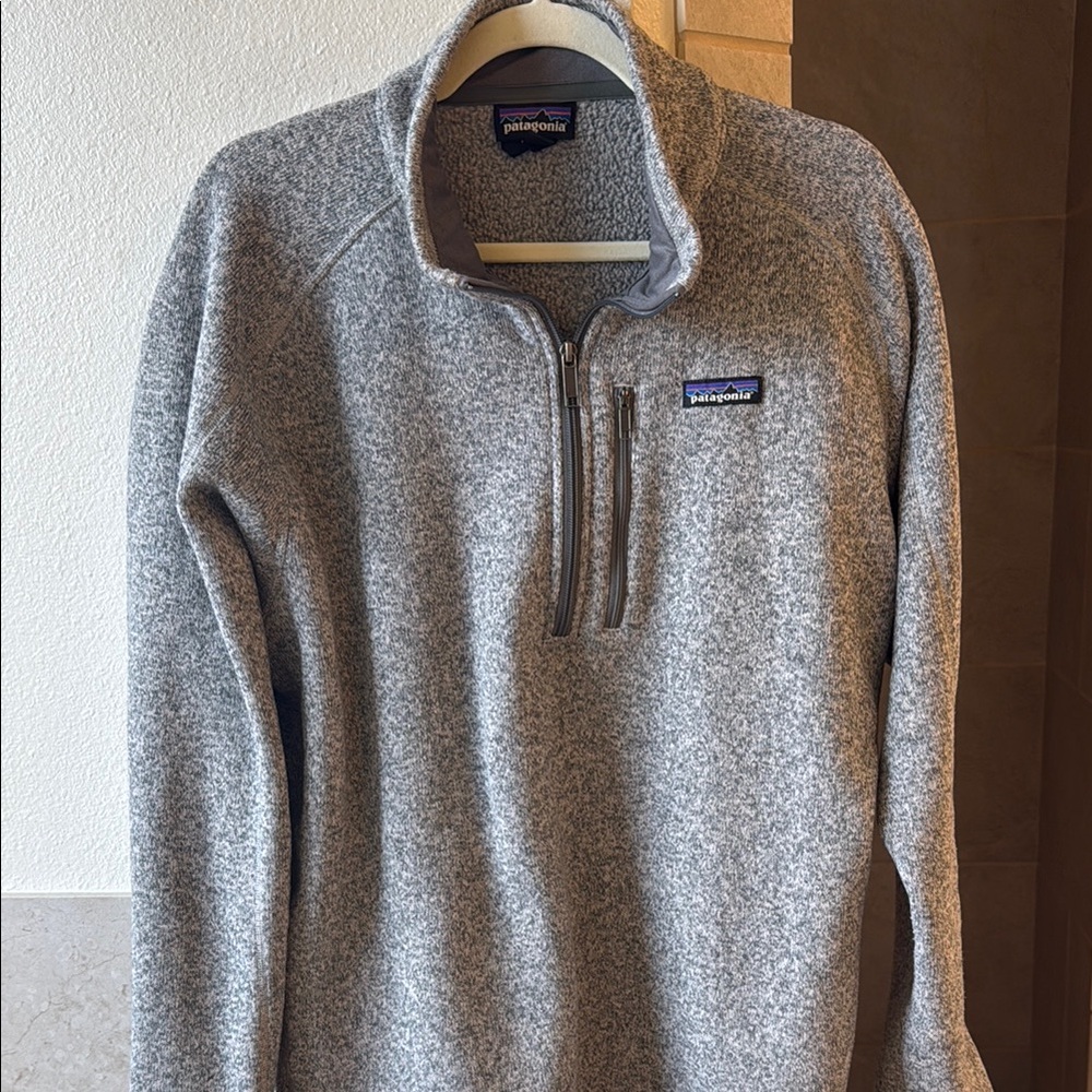 Patagonia Men's Gray Sweater